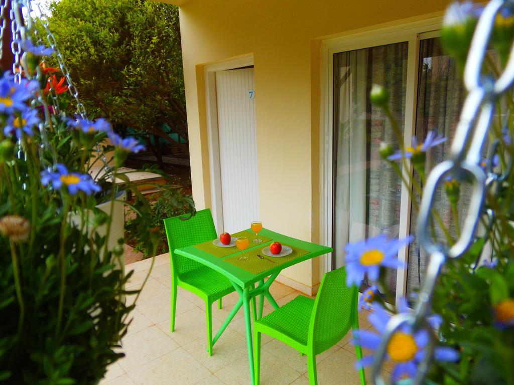 Light & Blue Gardens Apartment Protaras Luaran gambar