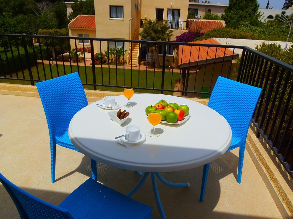 Light & Blue Gardens Apartment Protaras Luaran gambar